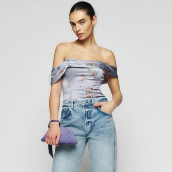 NWOT Reformation Lux Off-Shoulder Floral 100% Silk Top Size 2 Lilac Print - Picture 3 of 9